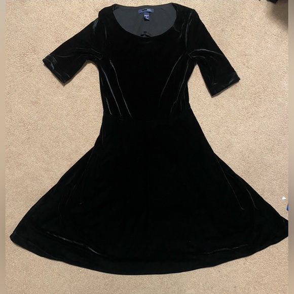 EUC Black Velvet Dress, Size XXS, Land’s End - Picture 2 of 4